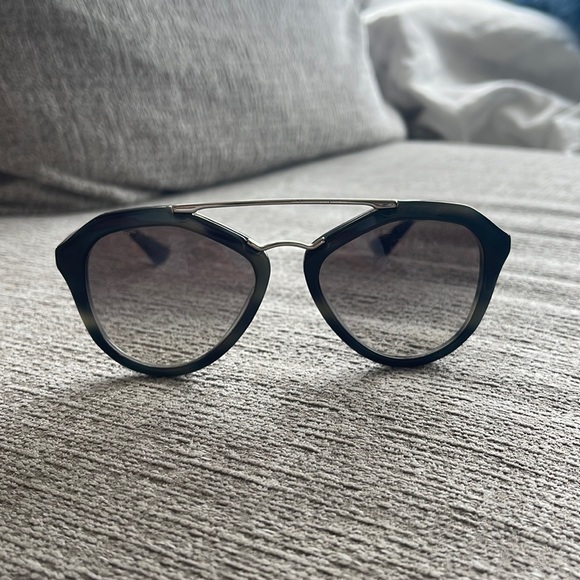 Real Prada Sunglasses - Picture 1 of 5